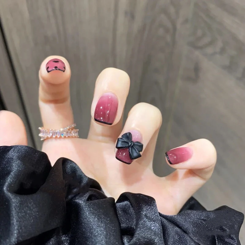 Harz Bogen Knoten Nail art Dekoration Erweiterte Vielseitig Schwarz und Weiß Gemischte Form Fingernagel DIY Schmuck 30/100 stücke