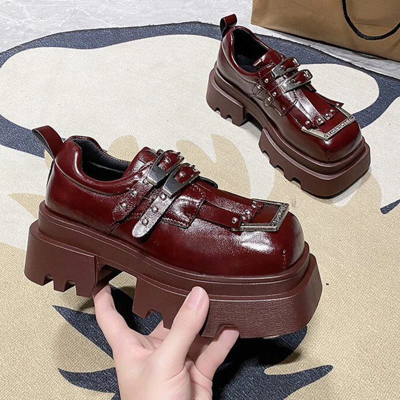 

Женские лоферы на плоской подошве и платформе. Дизайнерская повседневная спортивная обувь. Весенние женские кроссовки. 2026. Новые прогулочные кожаные кроссовки Mujer.