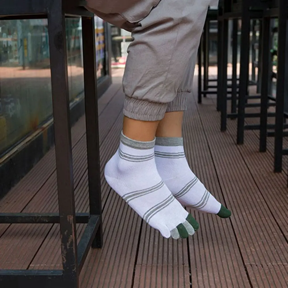 Soft Casual Striped For Men Middle Tube Cotton Toe Socks Five Finger Socks Crew Socks Male Hosiery