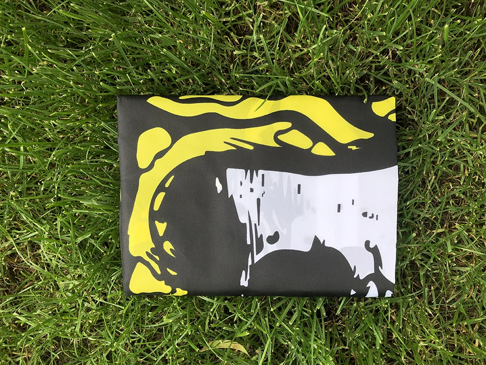 TIKI FLAG 3x5ft 90x150 سنتيمتر الجمجمة Gadsden الأفعى العلم (لا تتخطو علي) البوليستر راية للزينة