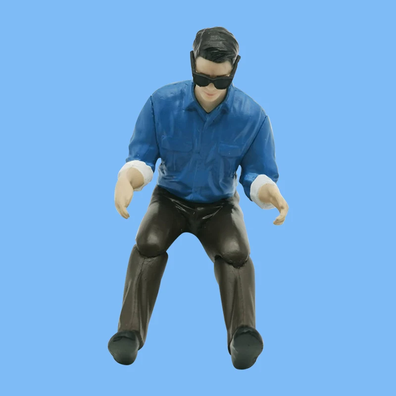 Maßstab RC Pilot Figur M/F zufällige Farbe, detaillierte Malfahrer mit Sonnenbrille für FPV Flugzeug/Rennwagen/Maßstab Boot Dekoration