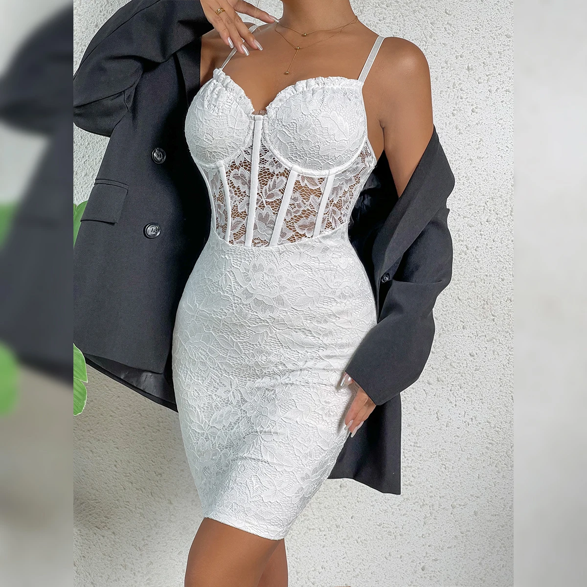2024 Summer V Neck Low Cut Backless Hottie Sexy Package Hip Dress Hollow-cut Lace Patchwork Halter Skirt Waist Sheer Mesh Design