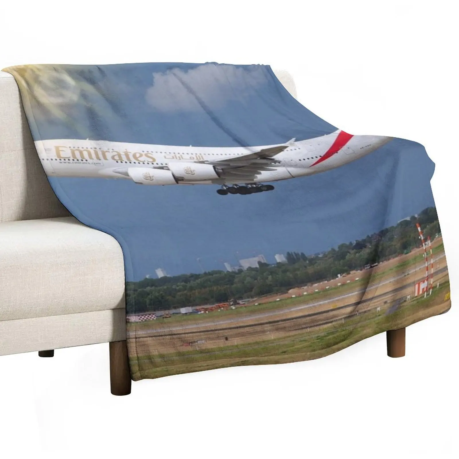 Emirates airplane Throw Blanket Large Luxury St Decorative Beds Luxury Thicken Quilt blankets ands Blankets