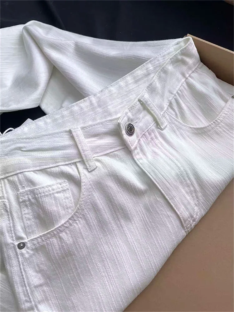 Jeans bianchi a gamba dritta a vita alta Pantaloni casual da donna a gamba larga taglie forti Autunno New Sle Pantaloni versatili dimagranti