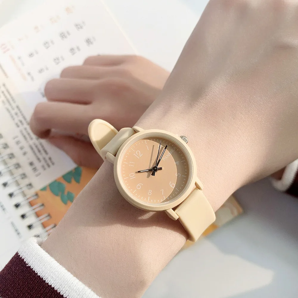 

New 2026 Simple Design Everyday Quartz Watch With Three Hands And Silicone Strap For Women - A Perfect Gift For Her