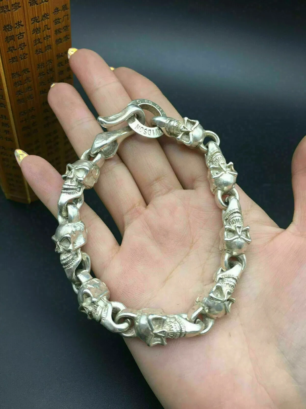 Luxury Tibetan Silver Transport God's Blessing Skull Bracelet Fortune Ward Off Evil Spirits Men Women Fashion Personalized Gift