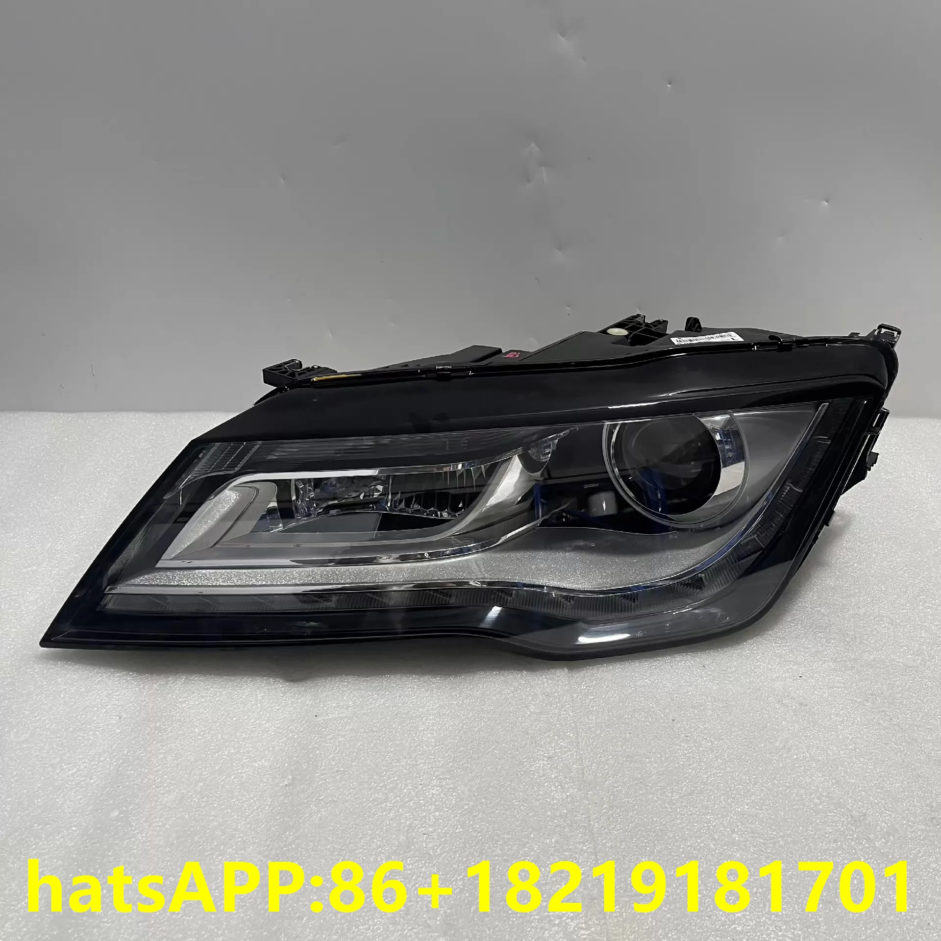 1PC For Audi A7 Hea…