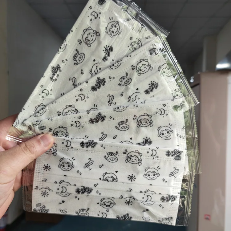 Miniso Sanrio collection mask cute cartoon print disposable protective high-value mask summer meltblown cloth