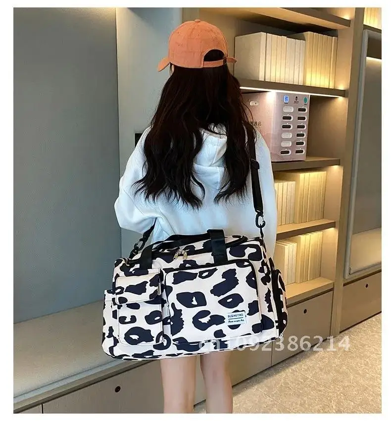 

New Large-Capacity Travel Bag, Short-Distance Travel Luggage Bag, Fitness Ma Women's Casual Sports Print Bag, Bag, Style Leopard