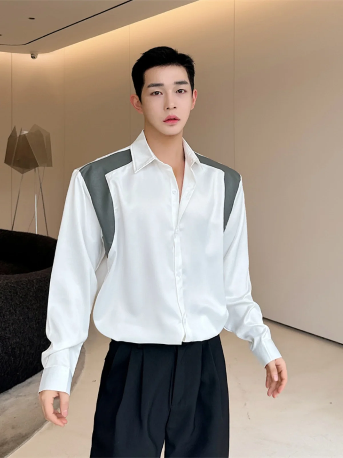 

Casual Long Sve Collared Men's irt Korean Briti Sle Plaid Design Color Blo Faionable Personali Trendy Button up