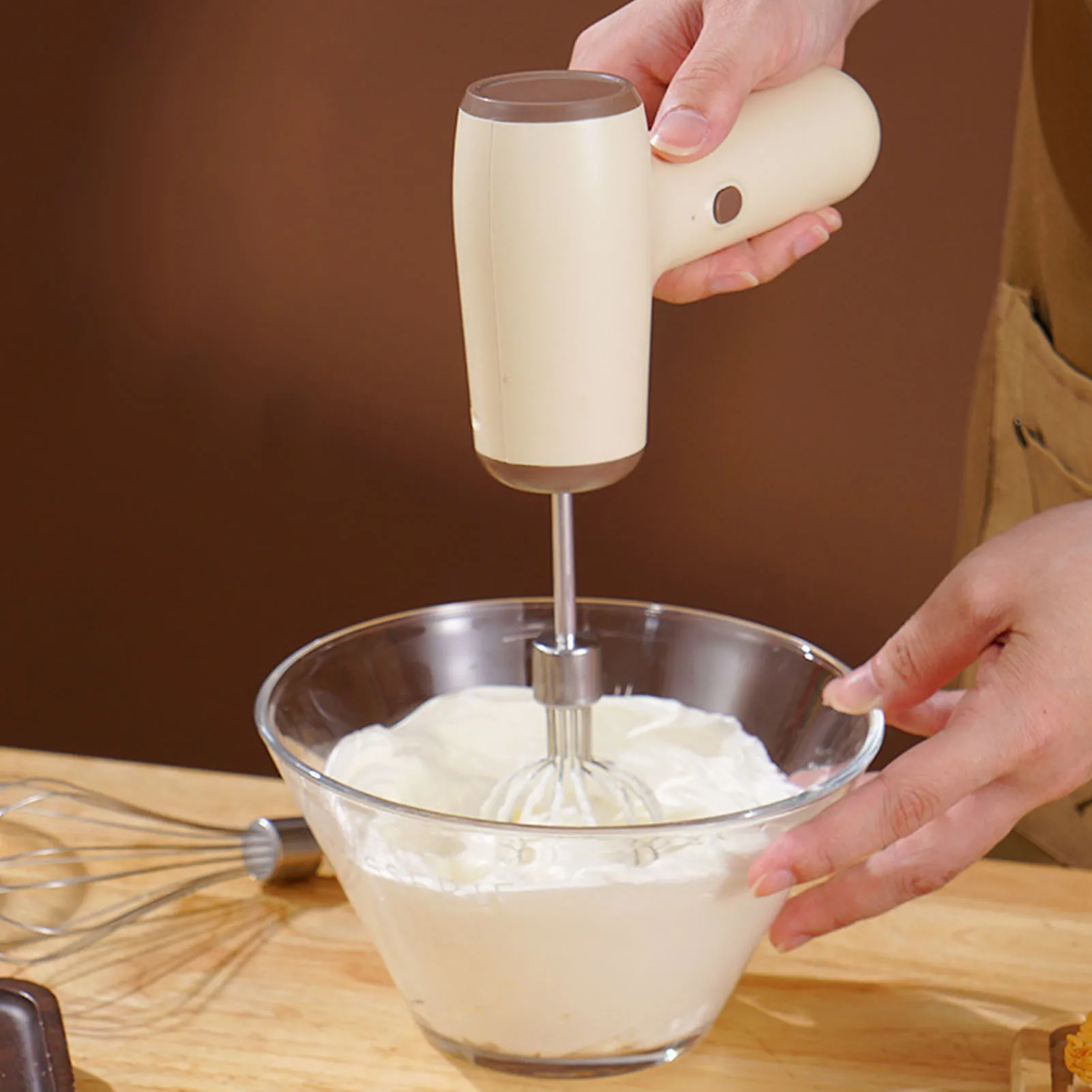 

Ручной электрический взбиватель яиц, мощный перезаряжаемый беспроводной миксер для выпечки крема для кухни