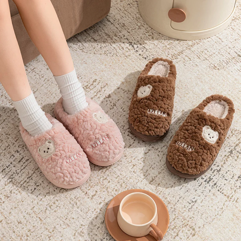 شباشب قطنية نسائية شتوية منزلية جديدة داخلية مضادة للانزلاق سفلية سميكة دافئة ورقيقة للزوجين شباشب شتوية