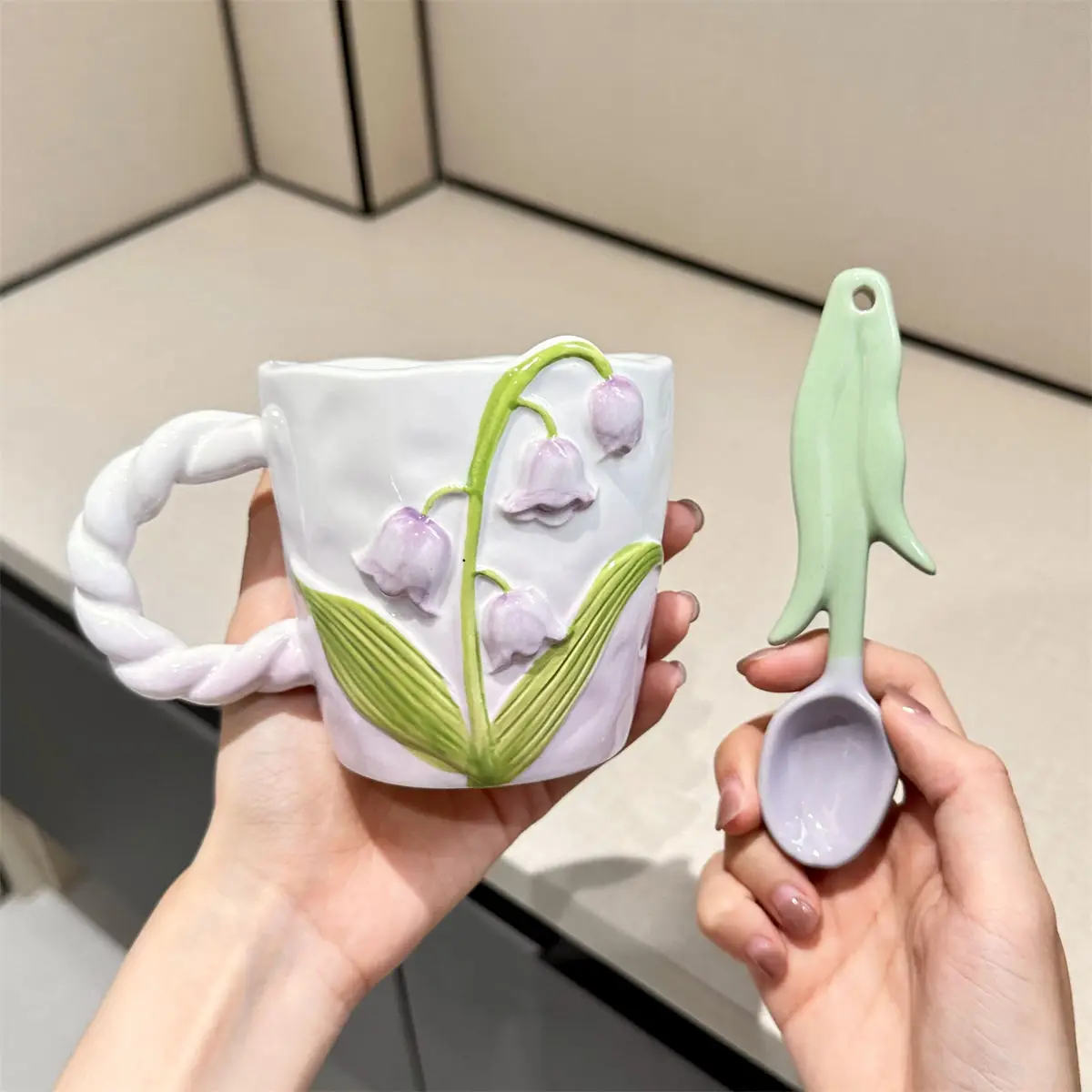 Advanced Ceramic Cup Flower Tulip Spoon Mug Cute Student Office School Couple Girl Gift Milk Juice Breakfast Water Drinking Cup