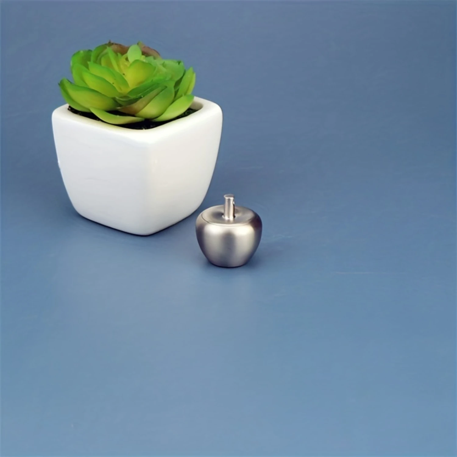 휴대용 알약 정리함 - 내구성이 뛰어난 스테인레스 스틸 구조로 편리하게 약을 휴대할 수 있으며 공간 절약형 포장 큐브