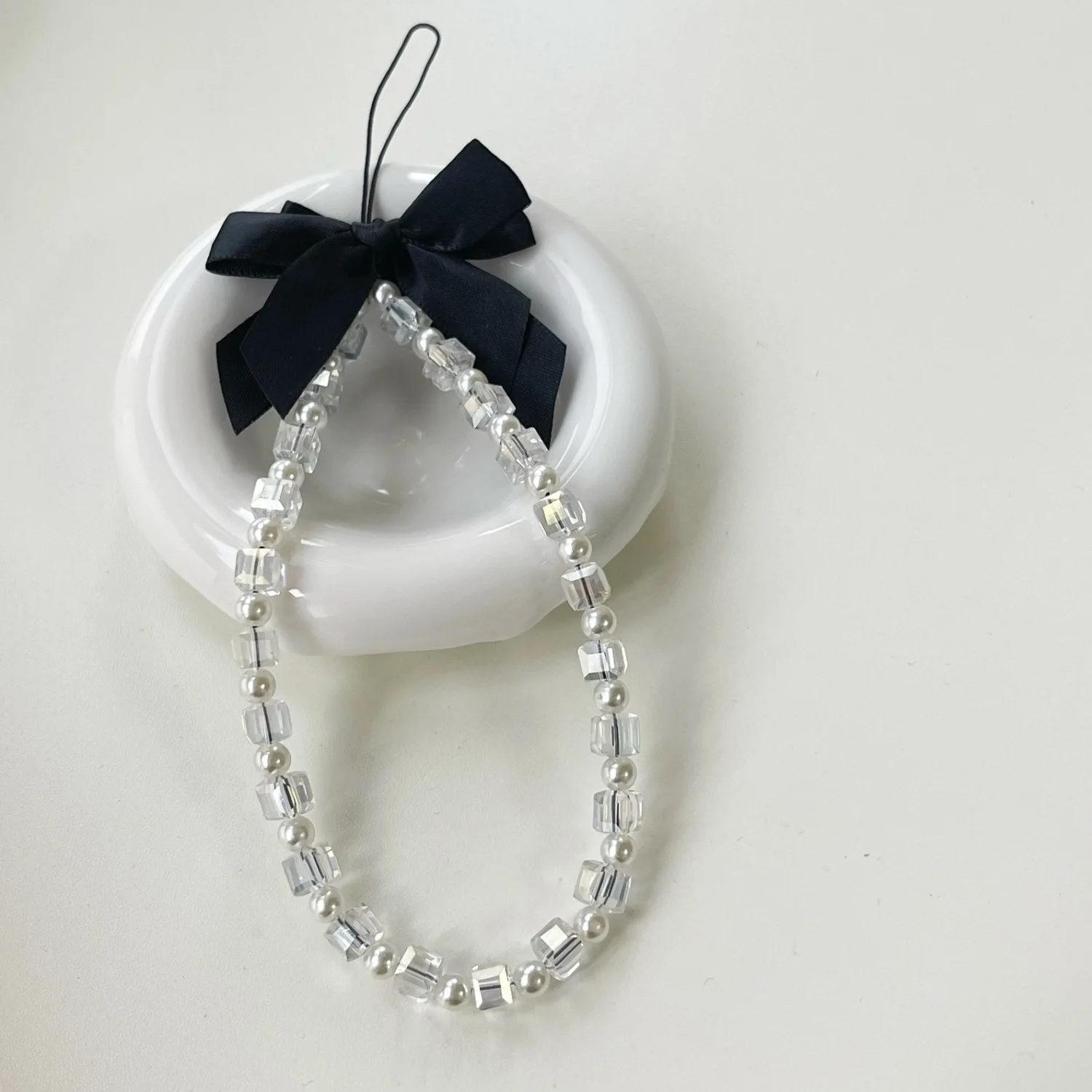 Korean Crystal Cute Bow Mobile Phone Chain Luxurious Hand -handed Bead Wrist Rope Portable Cellphone Strap Hanging Cord Jewelry