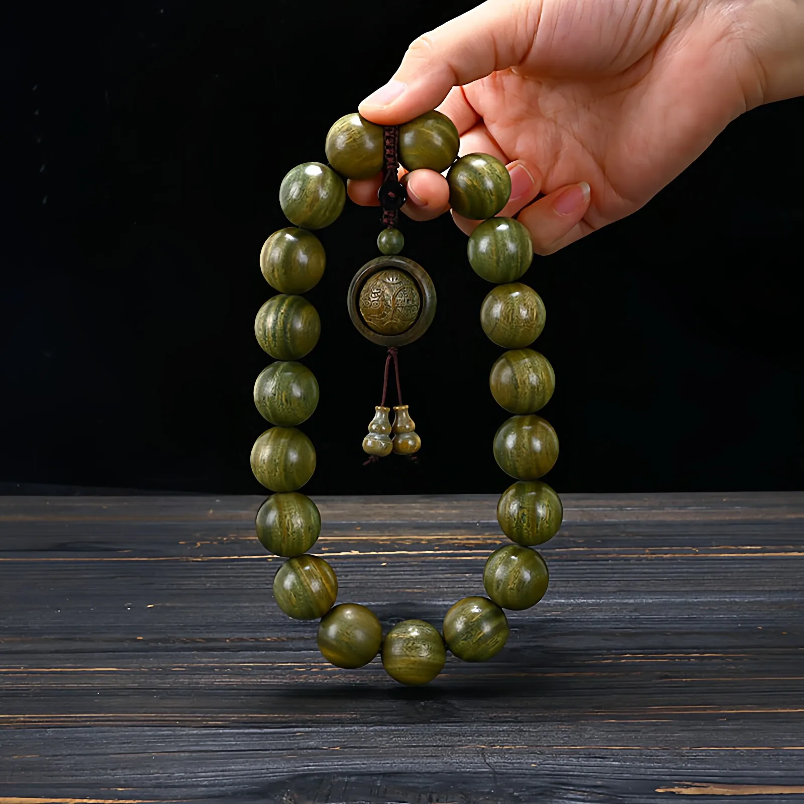 Natural Chinese Style Lucky Green Sandalwood 20mm Beaded Bracelet Fortune Blessing Rotatable Pendant Wrist Mala For Men Women