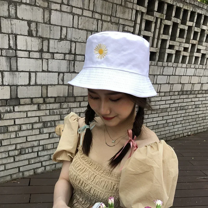 New Small Daisy Double-sided Bucket Hats for Women  Spring and Summer Sunshadesun Hat  Thin Pink Panama Cap Korean