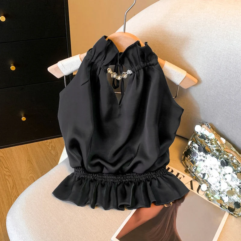 シルクサテンネックストラップベスト レディース 夏 2025 Vネック ノースリーブ ユニーク 美しい 小さめトップス 高級感