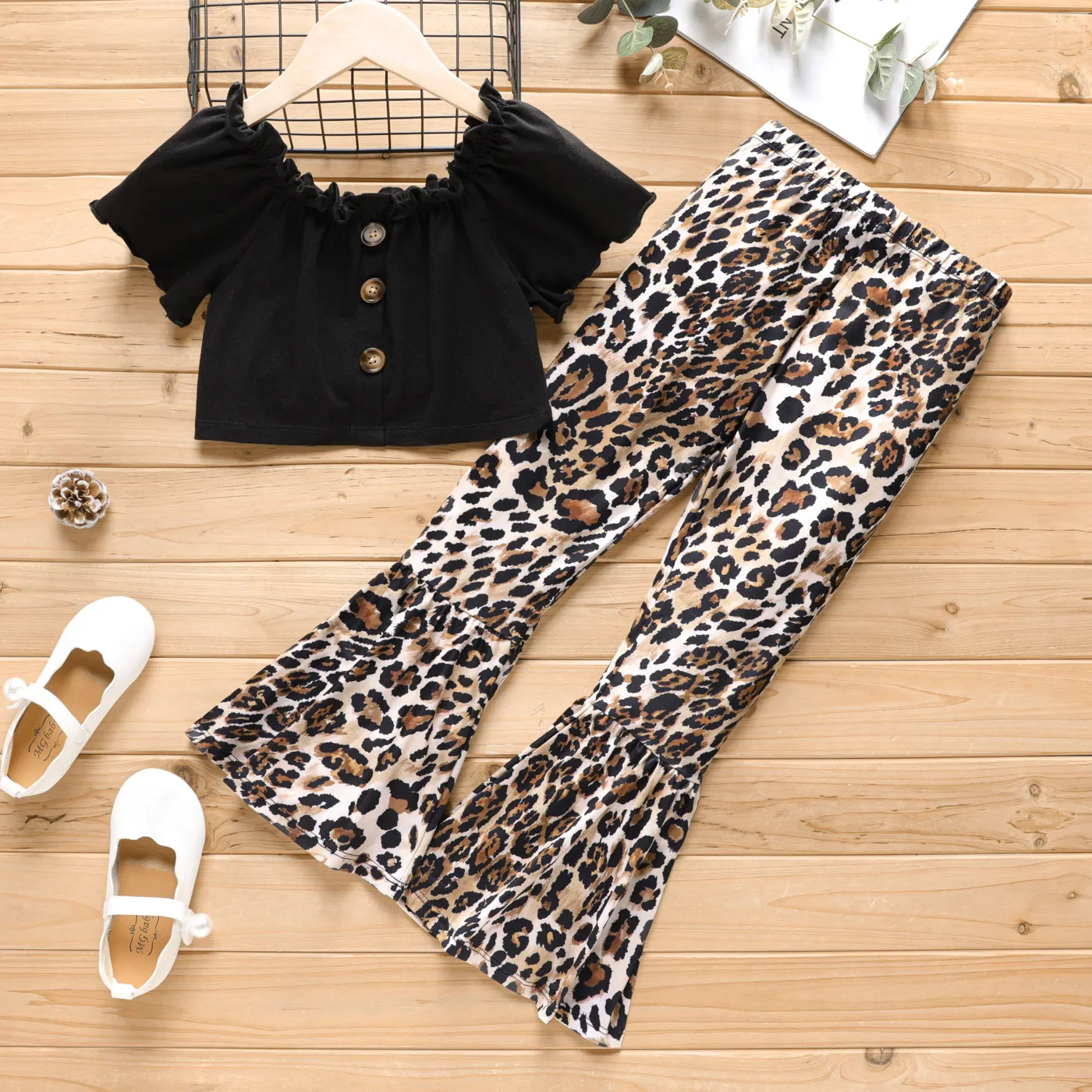 PatPat 2Pcs Kid Girl Naia Button Up Cotton Crop Top & Leopard Flared Pants Set Casual/Outdoor Full print Soft and Comfortable