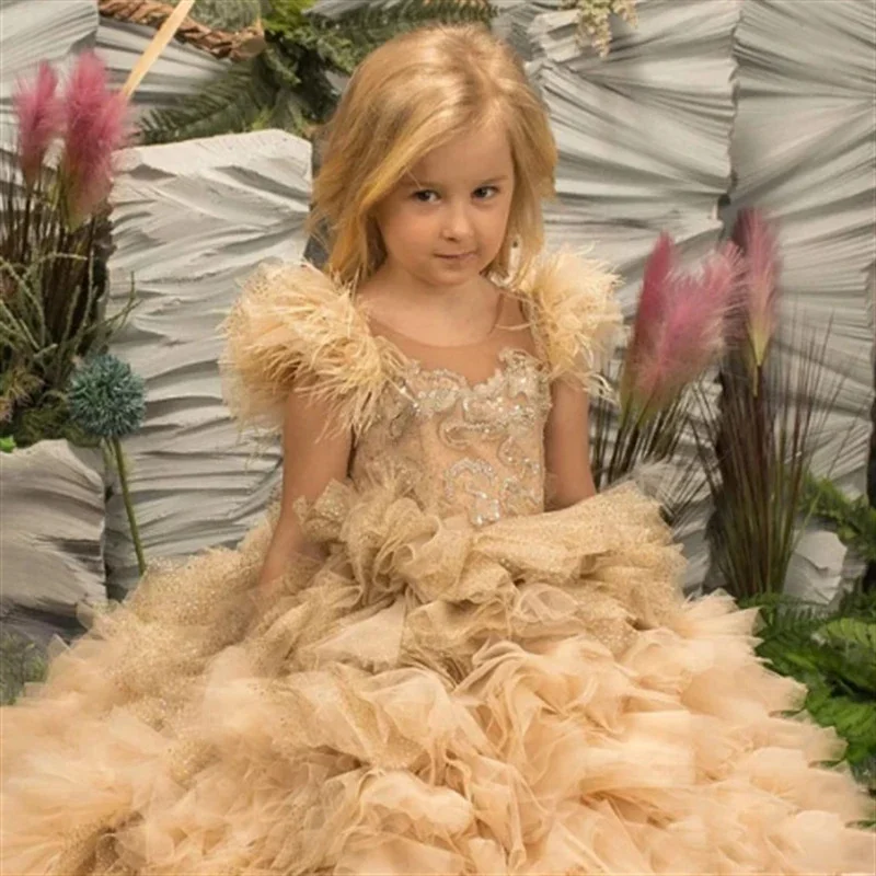 Robe de demoiselle d'honneur en Tulle bouffante, plumes appliquées, sans manches, pour mariage, demoiselle d'honneur, célébration d'anniversaire, robes eucharistiques personnalisées