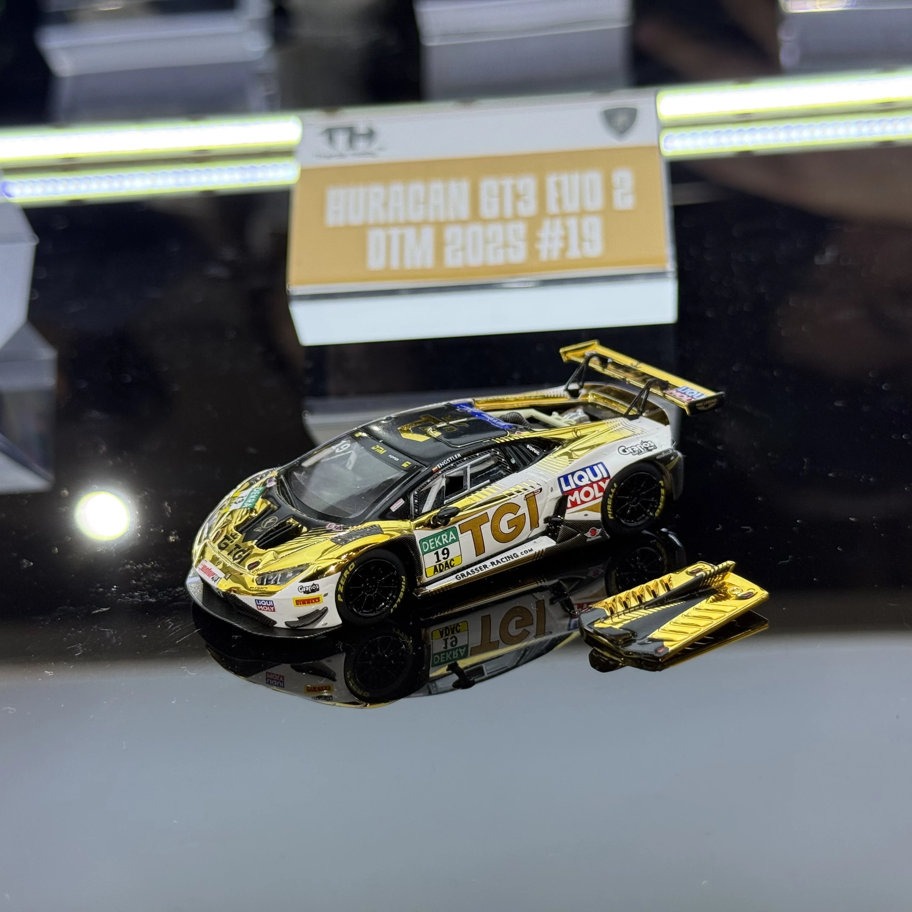 Trends Hobby 1:64 Lamborghini Huracan GT3 EVO2 - GRT # 63 DTM 2025 TGI Team Legierung Druckguss-Automodell