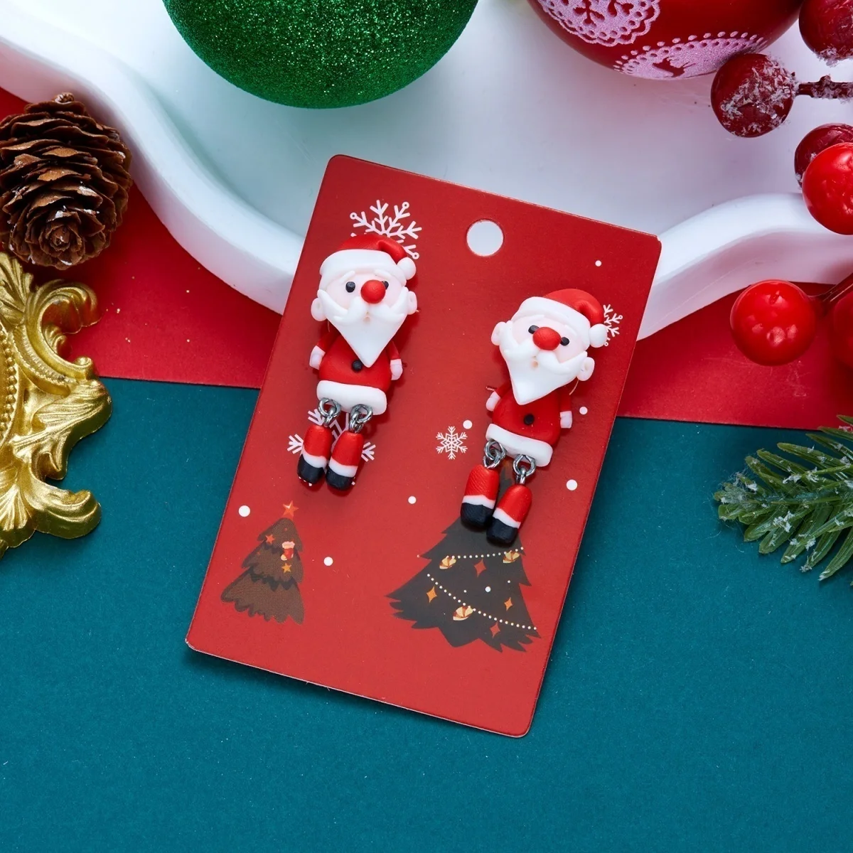 Modische Ohrstecker aus weichem Ton mit Weihnachtsmann-Motiv für Damen, exquisite Weihnachtsmann-Ohrringe aus Kunstharz, Neujahrsparty-Schmuck – Detail 23