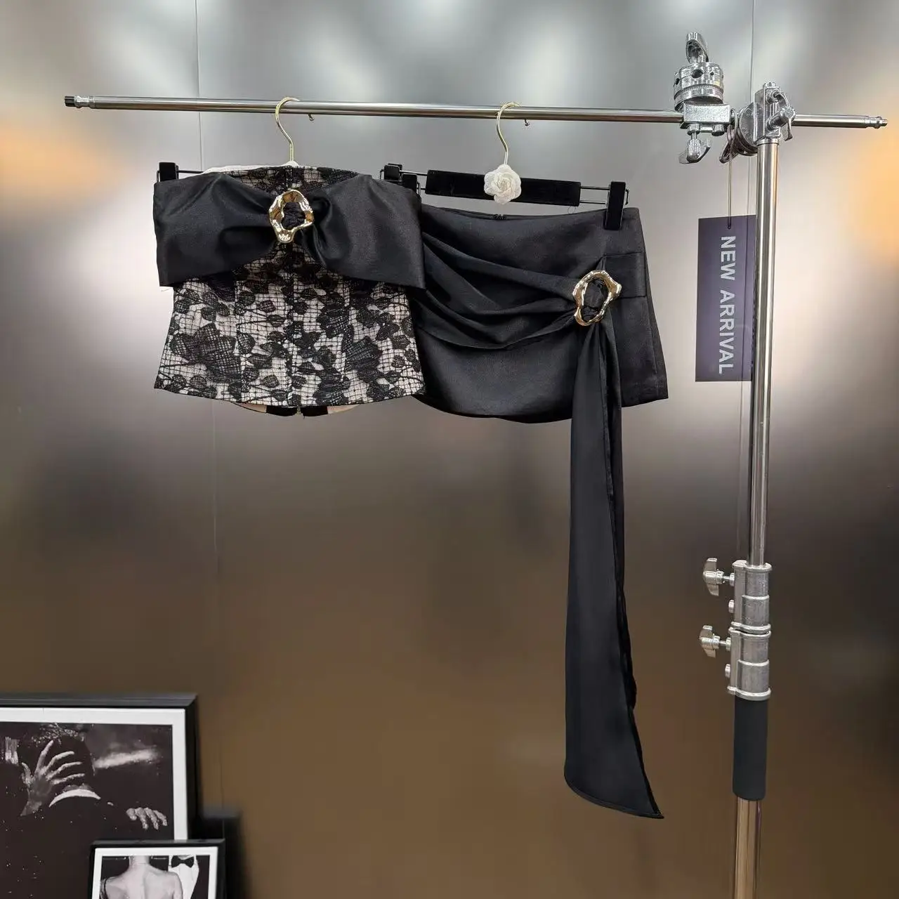 

2026 Spring New Black Lace Strapless Top with Ribbon Skirt Set Elegant Socialite Style 2 Piece Sets for Women