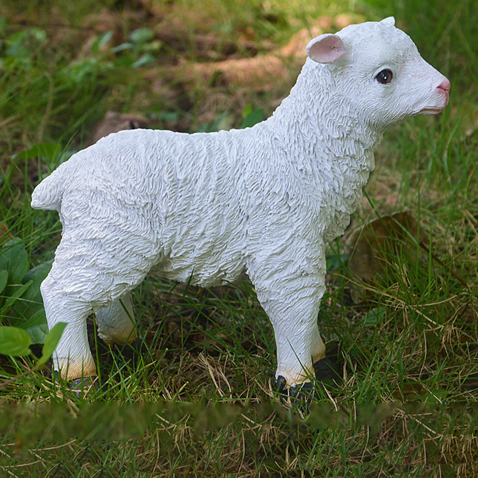 

1PC Sheep Statue Hand Made Lifelike Lamb Shape Figurine Resin Garden Sculpture for Outdoor Decoration Lamb Statue Lamb Figure