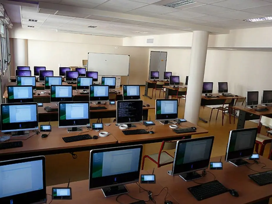 High Quality X9S 9inch Industrial Mini Pc With Windows 10 Intel OS Terminals POS