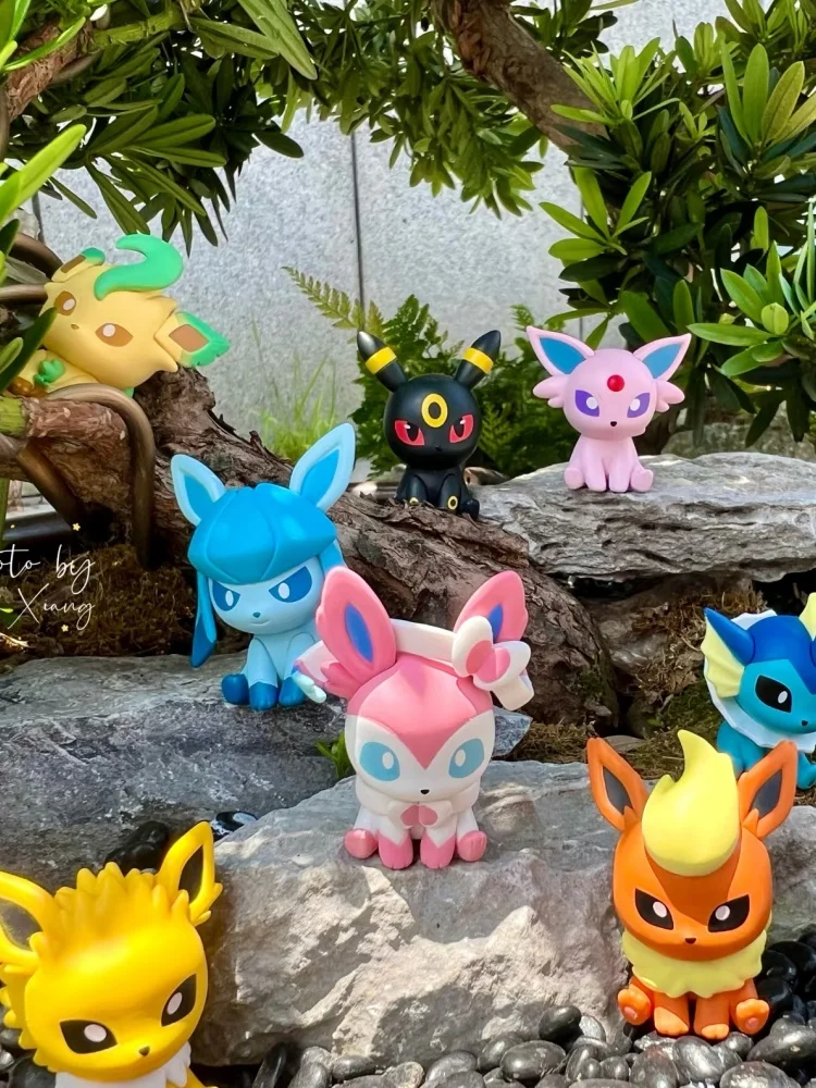 Original Funism Pokemon Little Adventure Series Blind Box Anime Actionfigur Espeon Flareon Charmander Squirtle Modellspielzeug Geschenke