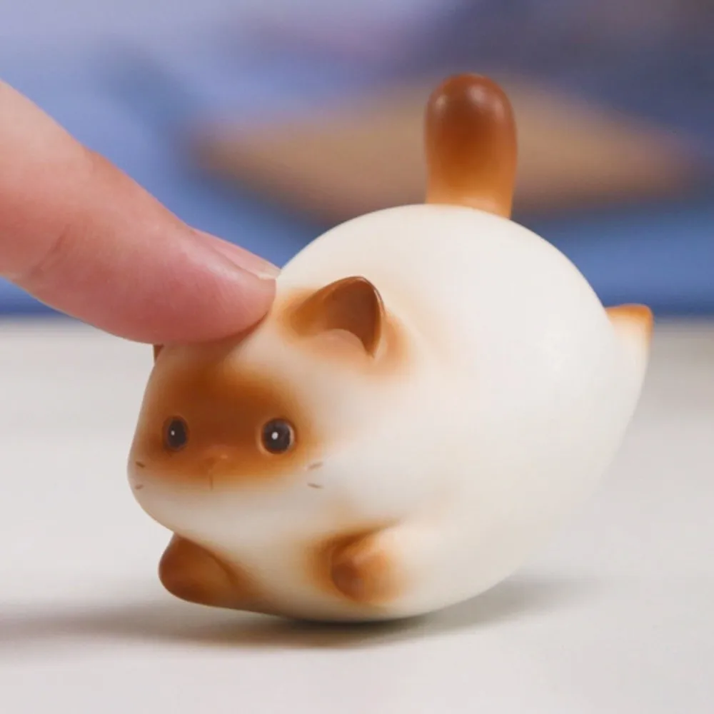 Cat Resin Figure Shake Cat Swinging Doll Chubby Cute Cat Resin Ornament Cartoon Kawaii Cat Car Decorations Home Decor