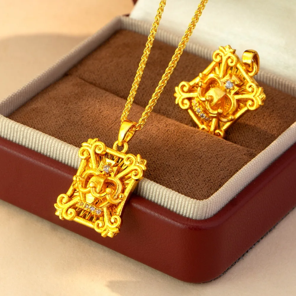 Point drill square pattern pendant retro senior sense heavy industry collarbone chain jewelry 9999gold