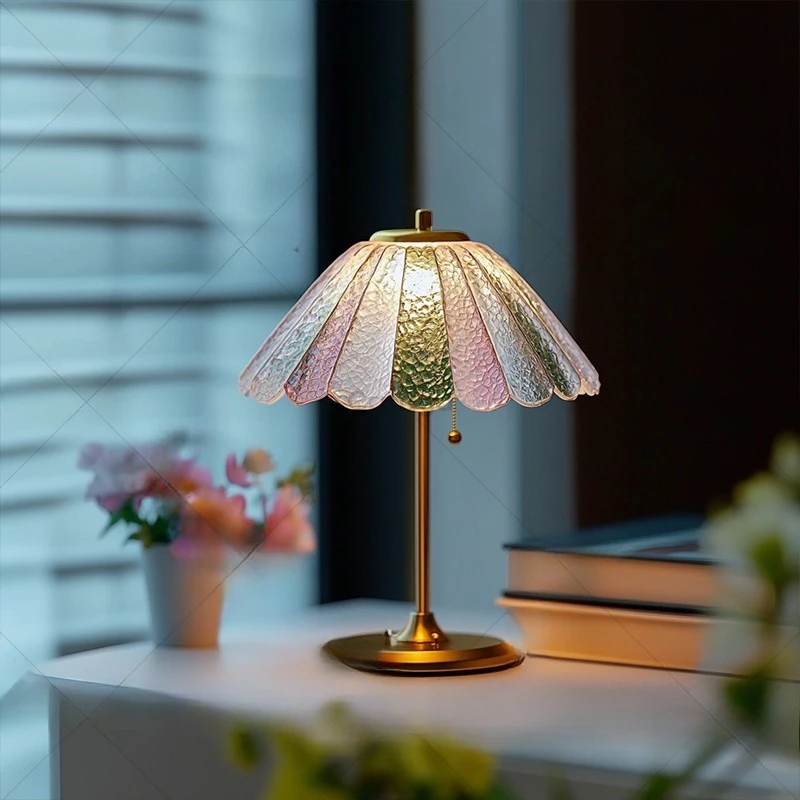 

French retro butterfly dream bedroom bedside American light luxury decoration living room lamp medieval colored glass