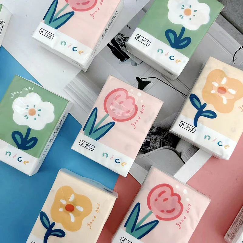 9 confezioni di fazzoletti di carta con fiori di cartone animato carino, piccoli tovaglioli portatili in pasta di legno vergine, asciugamani in tessuto per il viso