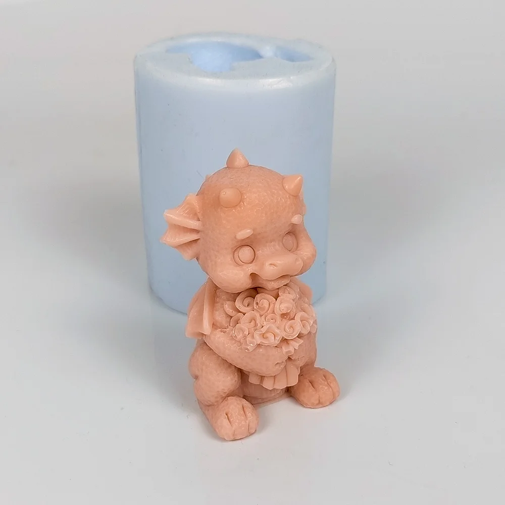 3D Molds Little Dinosaur Cement Candle Silicone Mold Cute Dragon Shape Mould Aromatherapy Plaster Mold Fondant Cake Mould Tools