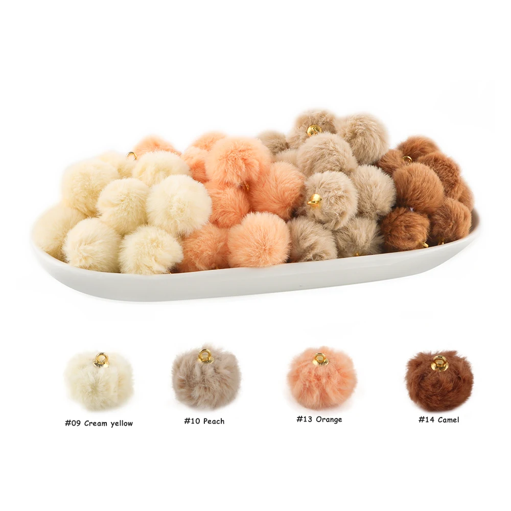 20 قطعة غطاء الفراء القطيفة الكرة الكرة الخرز Charms قلادة DIY بها بنفسك Pompom قلادة قلادة أقراط لصنع المجوهرات العثور