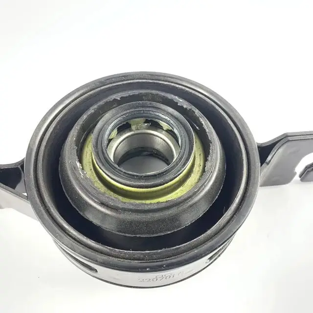 

1pcs Drive shaft bridge bearing suspension glue rubber for Chinese CHANGAN CS75 4WD Autocar motor parts