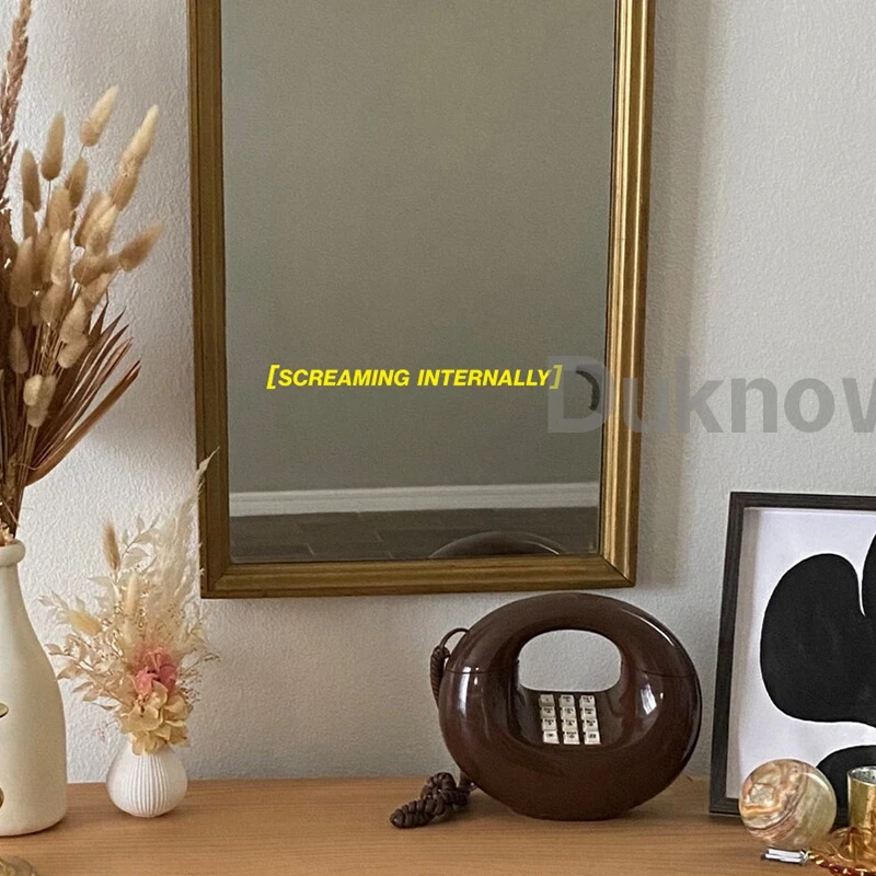 SCREAMING INTERNALLY Spiegelaufkleber Umkleidekabine Schlafzimmer Dekoration Wandbild Kunst Angebote Lustiges Zitat Vinyl Aufkleber Autofenster Dekor – Detail 2