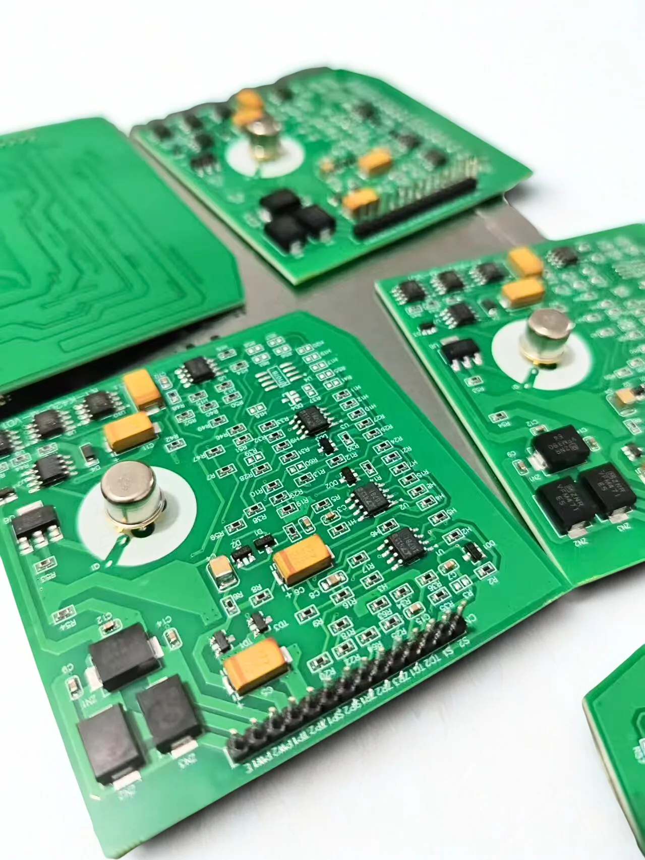 Professional PCBA Manufacturer: 2-40 Layer PCB Assembly | High-Density HDI PCB Service | Multilayer SMT Assembly | Rigid-Flex &