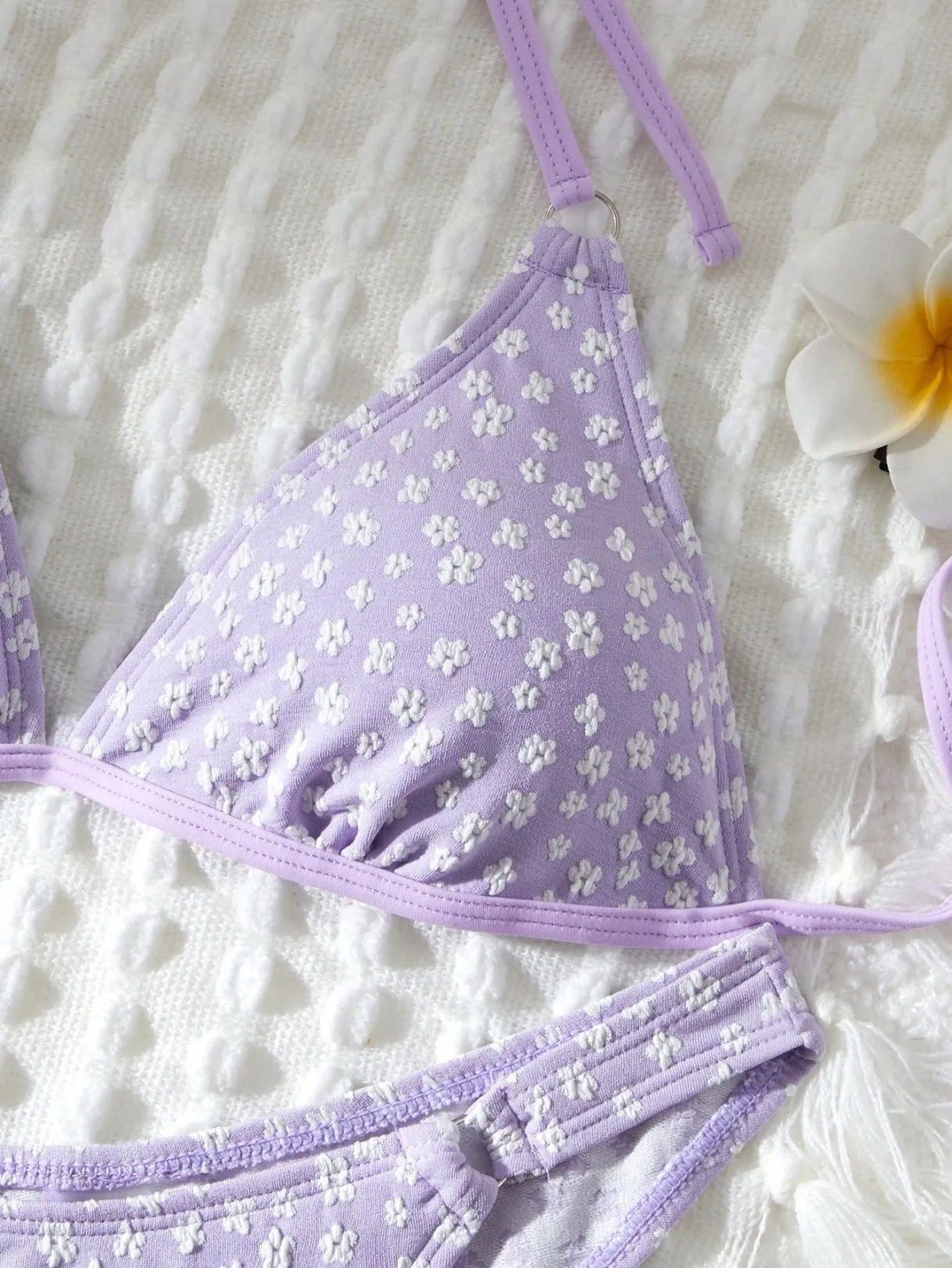 ชุดว่ายน้ำบิกินี่ทรงสามเหลี่ยมแบบผูกเชือก ปี 2026 สำหรับผู้หญิง ชุดว่ายน้ำบราซิลเซ็กซี่ ชุดว่ายน้ำสำหรับผู้หญิง