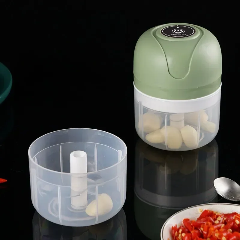 Portable Electric Garlic Masher Crusher, 100/250ml Garlic Chopper, USB Food Processor Kitchen Kitchen Gadgets