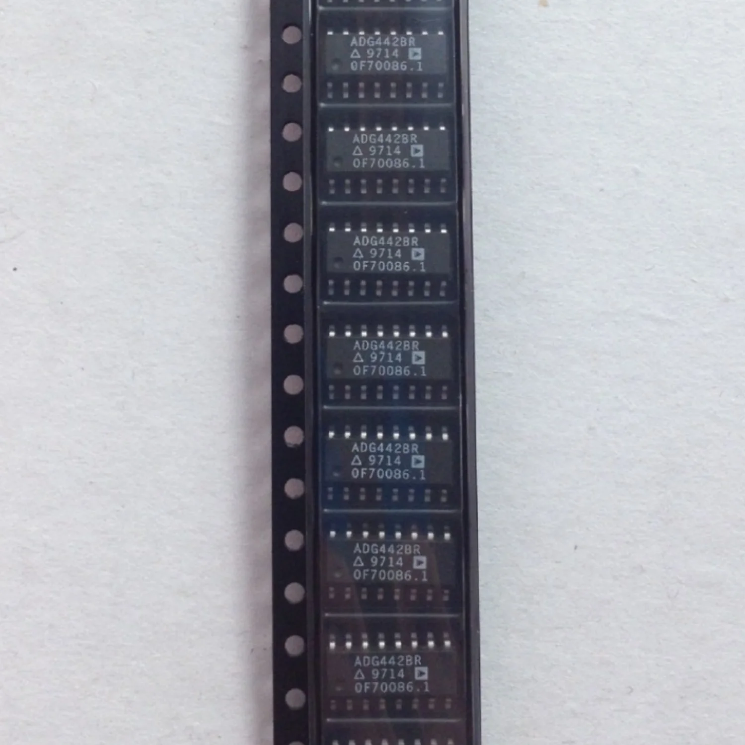 1~10pcs/lot ADG442BRZ ADG442BR ADG442 SOP-16 100% Brand New Original.