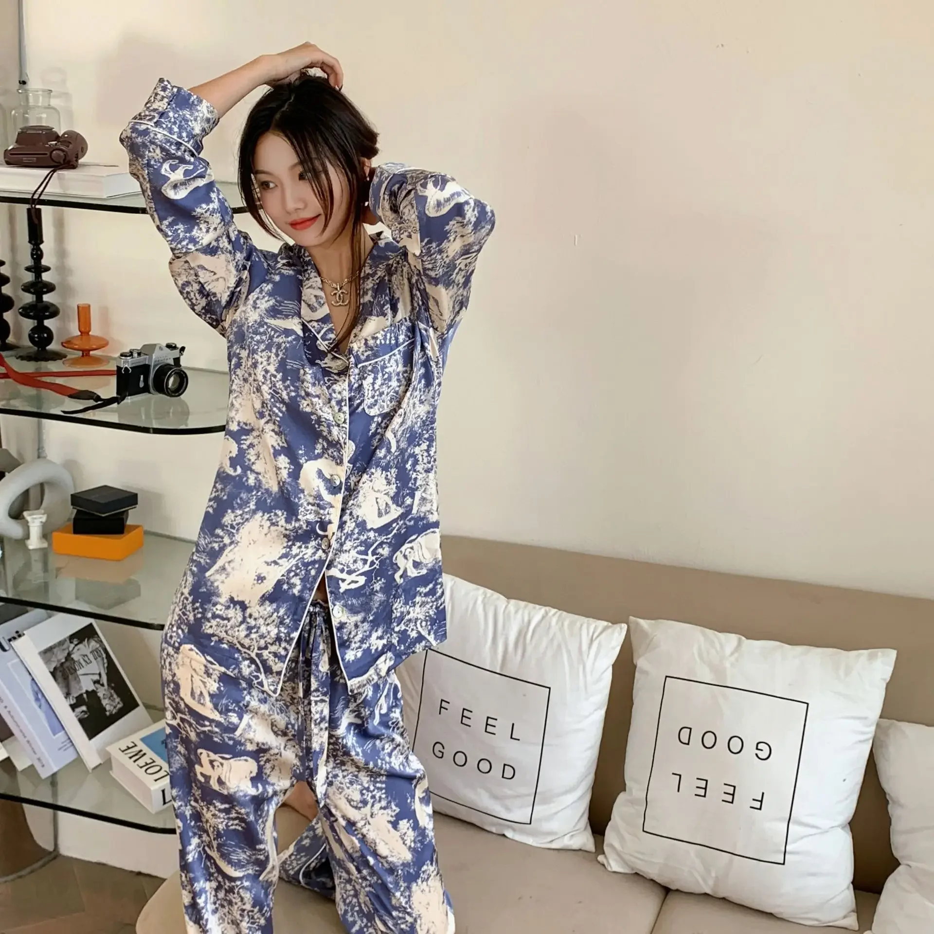 2024 Womens Cardigan Comfortable Pajama Set High-grade Ice Silk Satin Loose Thin Home Clothes Blue Tiger Print Pajamas for Women