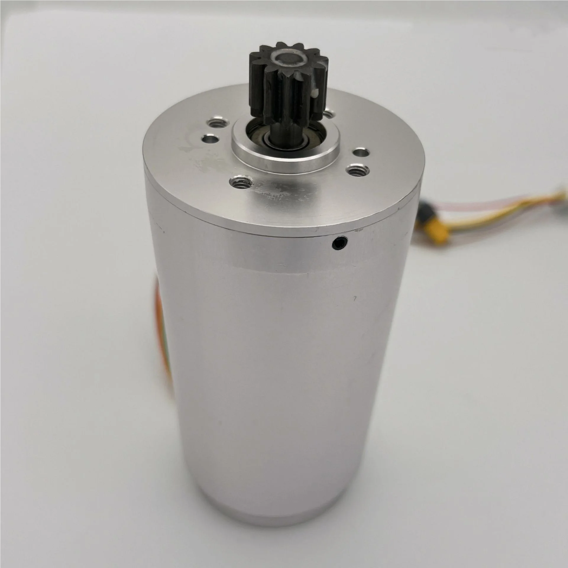 Silnik bezszczotkowy Faradyi na zamówienie, 16 mm 28 mm, 4 V 6 V 8 V 12 V 18 V, silnik elektryczny bezrdzeniowy, wysoki moment obrotowy, niski poziom hałasu, długa żywotność.