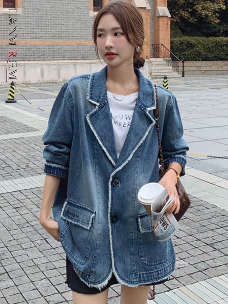 

LANMREM Denim Coat Women's Lapel Long Sleeves Single Breasted Loose Blue Jacket Female Fashion Streetwear Clothing New 2AA5251