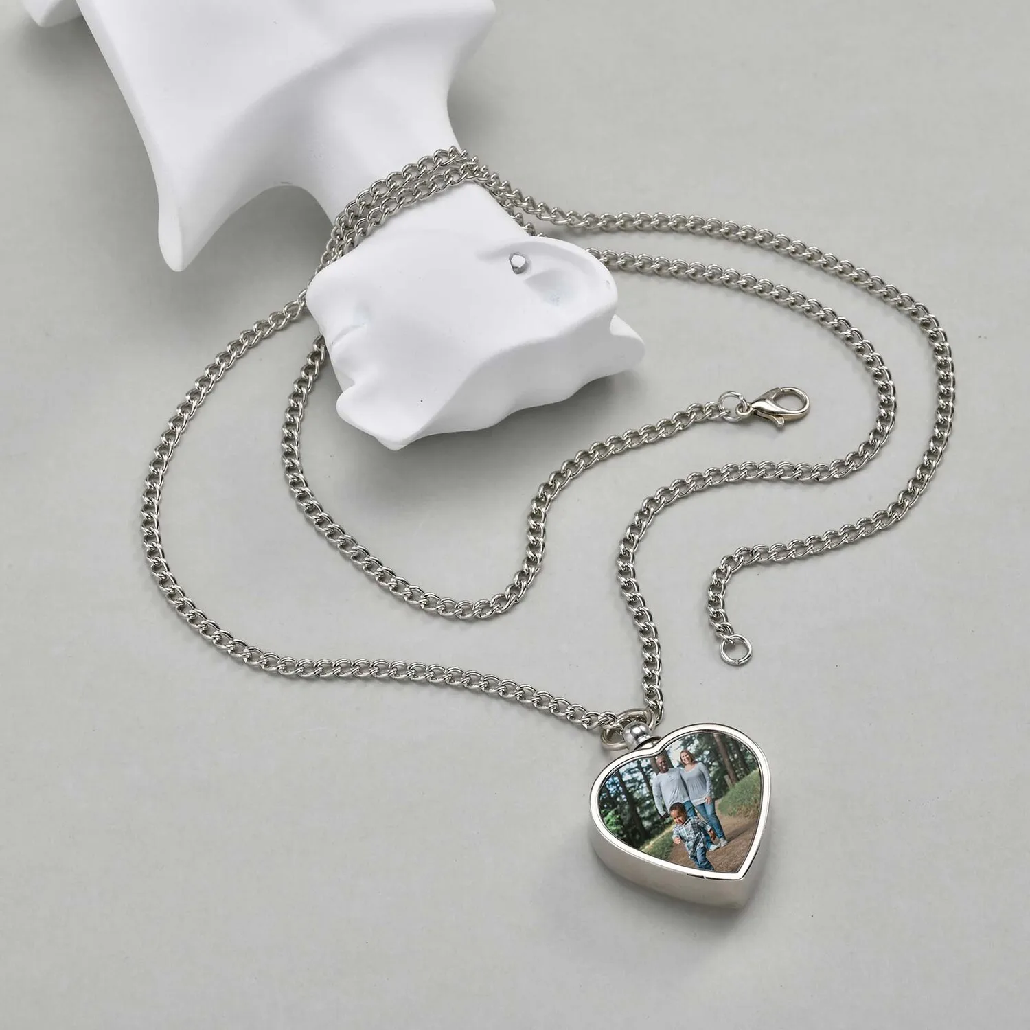 Vnox Free Photo القلائد المخصصة للنساء والرجال، قلادة جرة القلب مع مجموعة ملء القمع، مجوهرات تذكارية 71.5 سم