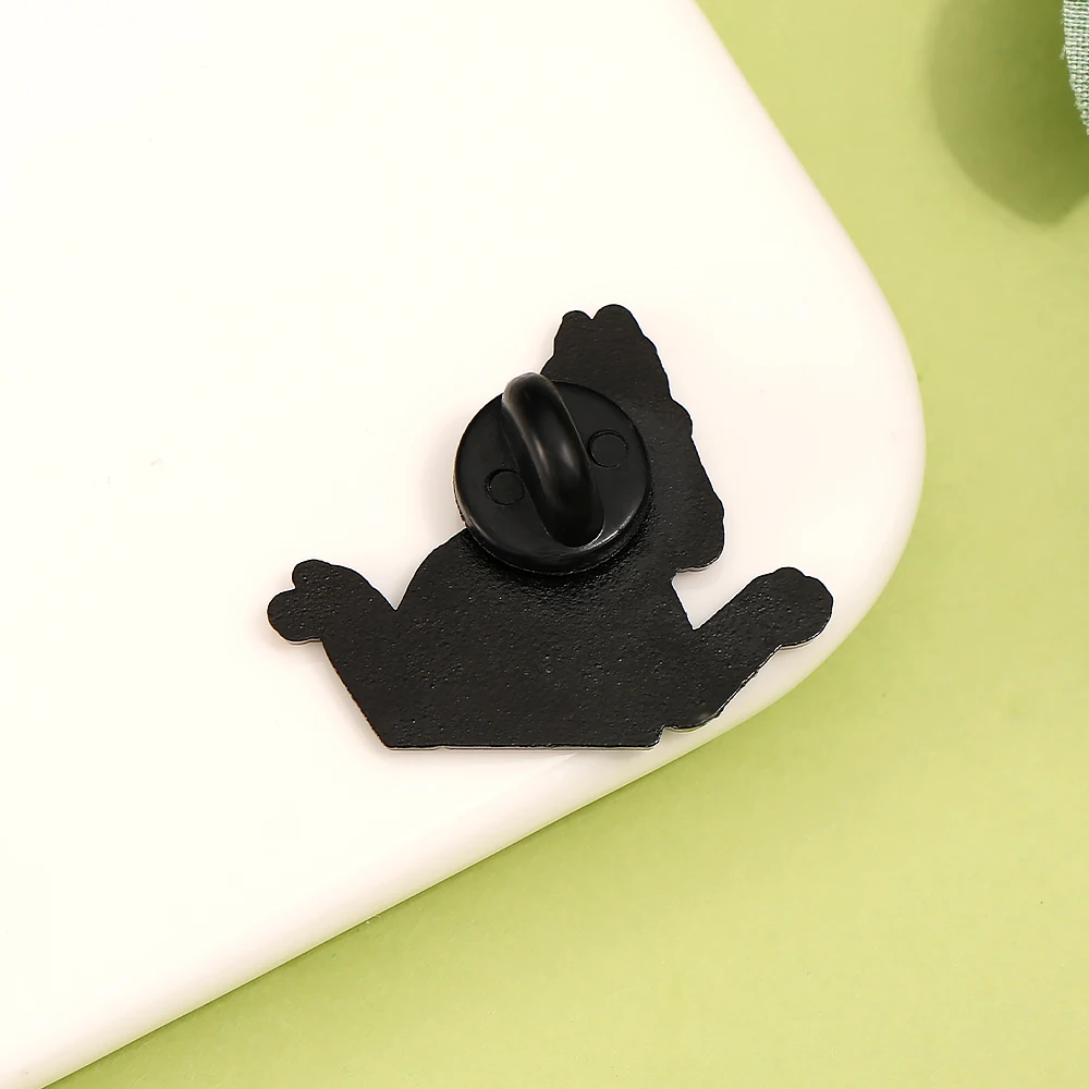 Funny Mr.Horse Enamel Pins Personality Animal Brooches Wholesale