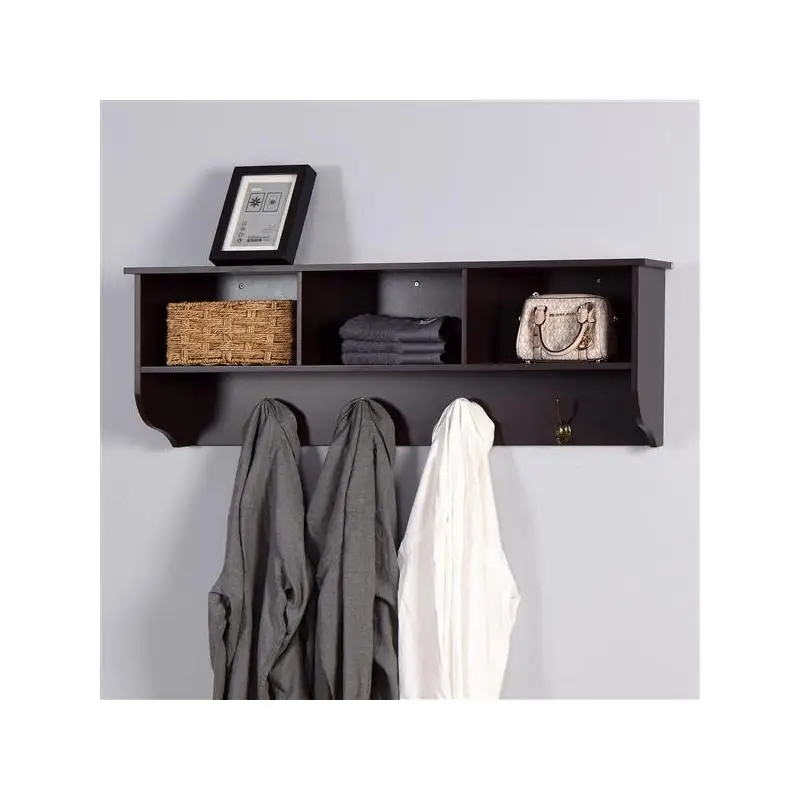 ราวแขวนเสื้อผ้าติดผนังแบบเอสเพรสโซพร้อมตะขอคู่ 4 อันและชั้นวางของไม้สำหรับห้องนั่งเล่น