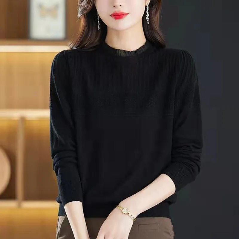 New Spring and Autumn Fashion Fashionable and Fashionable Solid Wood Ear Edge Round Neck Loose and Versatile Slim Mom's Top