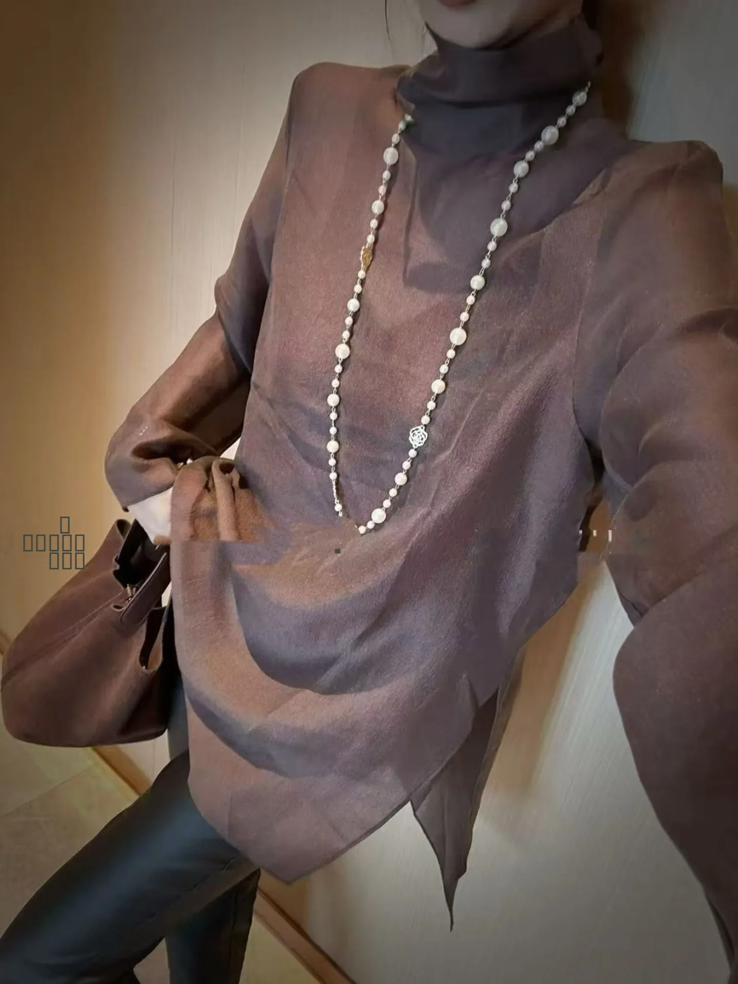 

Простая шелковая блузка с длинным рукавом для женщин, свободная, тонкая, многослойная, с дизайнерским вырезом, дышащая, удобная, повседневная, модная